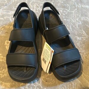 Black platform sandals